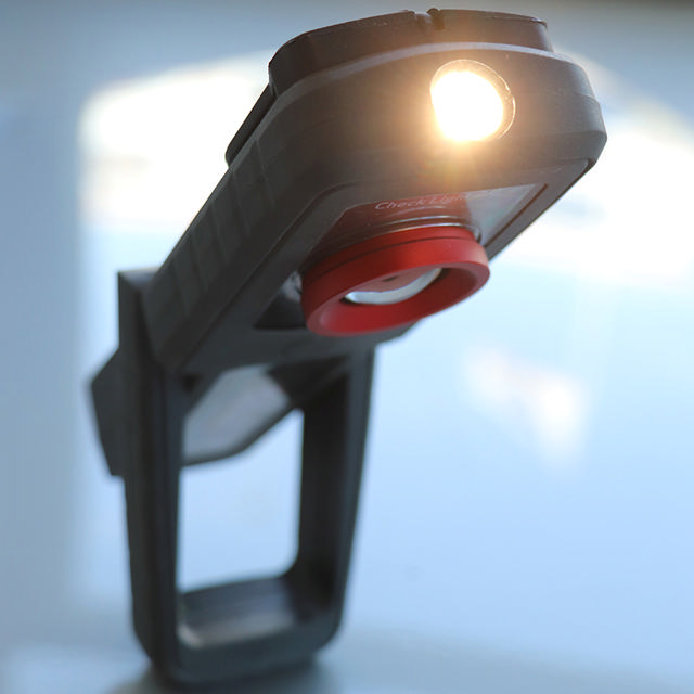 Check Light 2.0 – Versatile work light with CCT SCAN