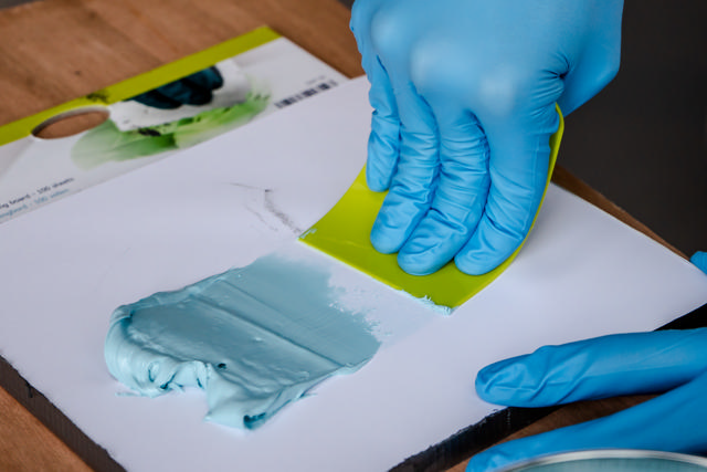 GAP 31 - Polyester putty UL Azure 1kg + hardener - ultra light