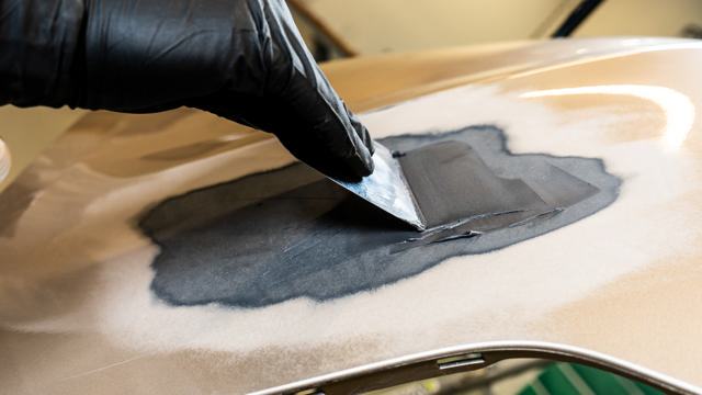 GAP 70 - Plastfill-Polyester putty for plastic- 1 kg + hardener