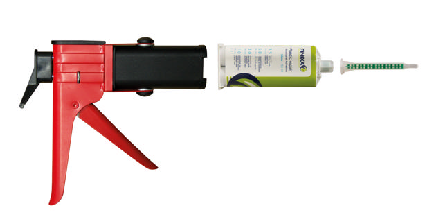 PLI 10 - Applicator gun for plastic repair