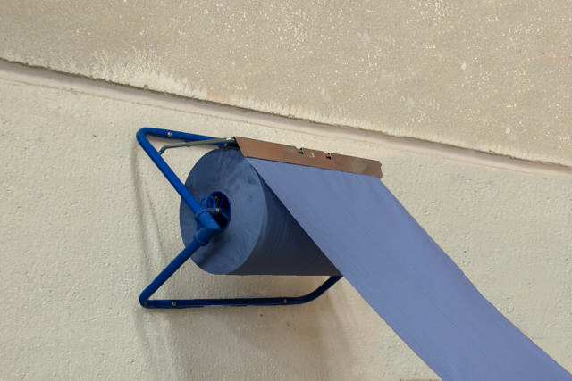 SOF 91 - Wall dispenser